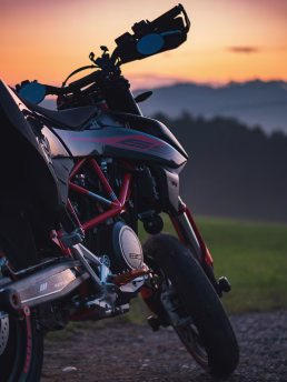 Moto līzings
